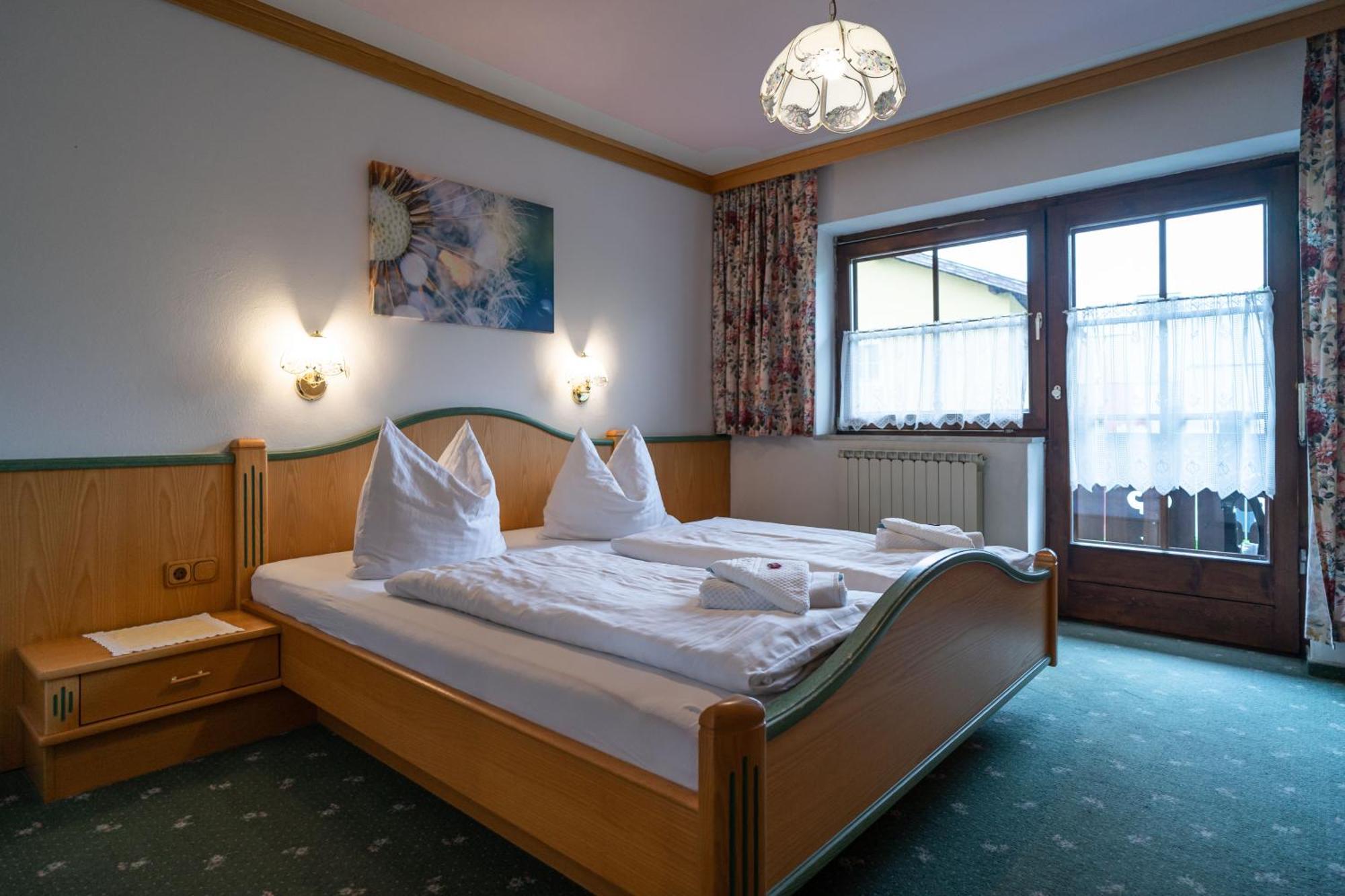 Der Braeuschmied Bed and Breakfast Lofer Eksteriør billede