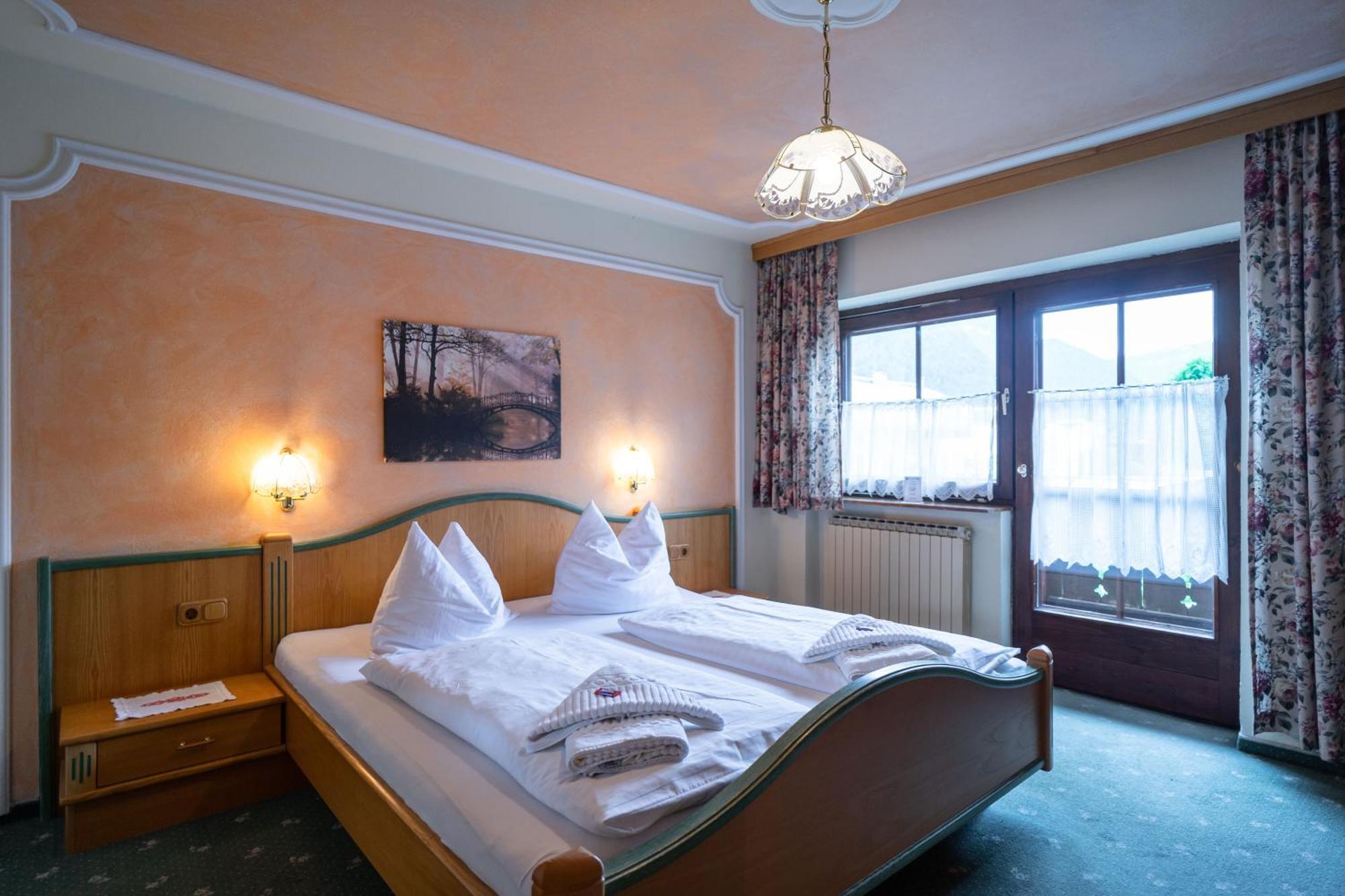 Der Braeuschmied Bed and Breakfast Lofer Eksteriør billede